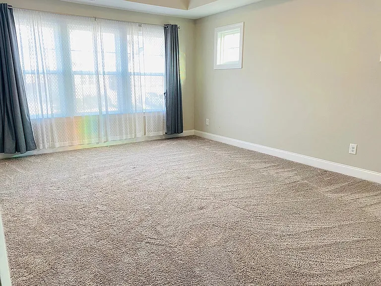 124 Tree Hill Ln #1 — Photo 10