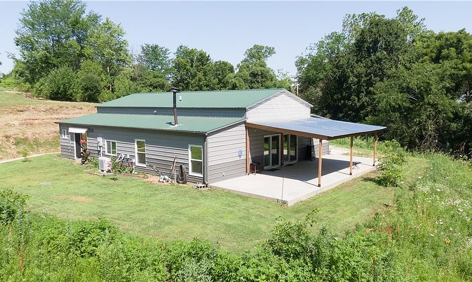 1st image of 10259 S Perry Rd