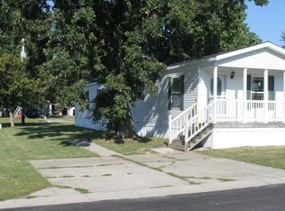 709 W Edge Dr, Auburn, IN 46706