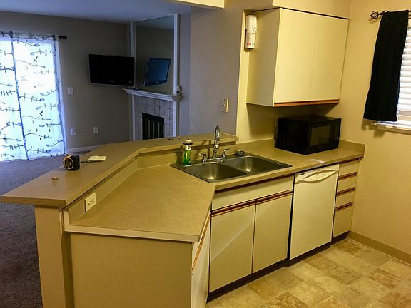 Open kitchen