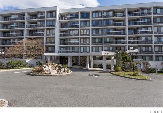 1st image of 200 High Point Dr APT 508
