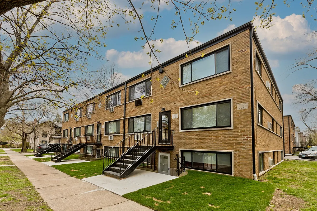 Building Photo - 129 Franklin St #4
