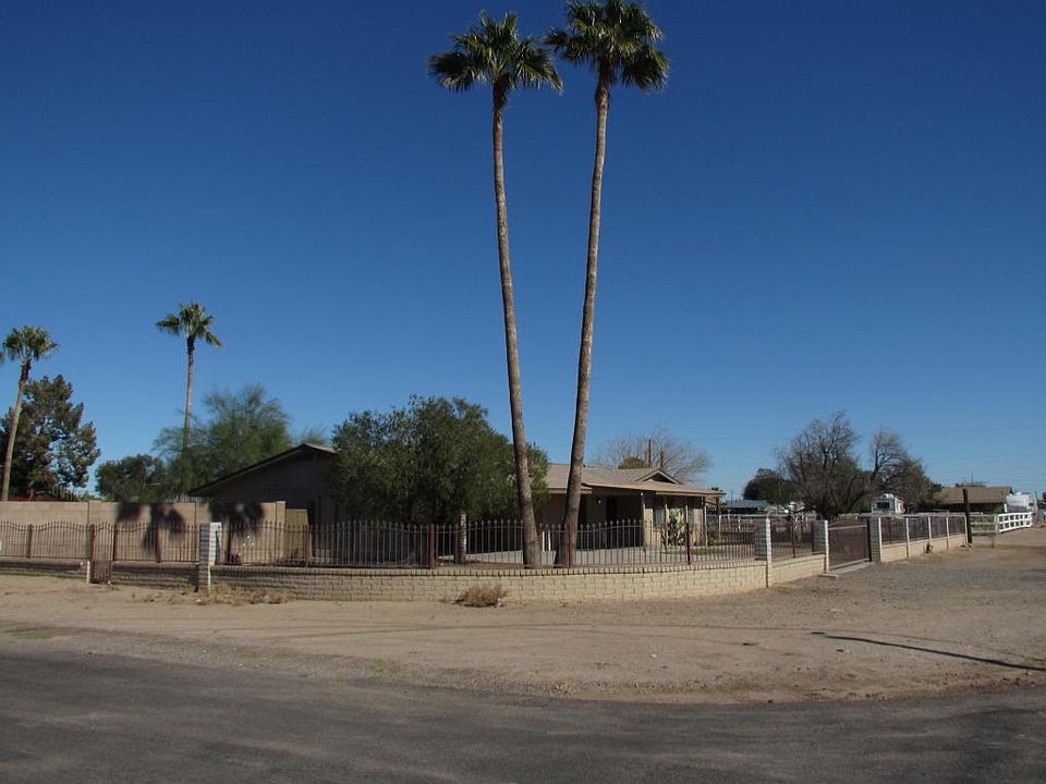 1st image of 1005 N 193rd Ave
