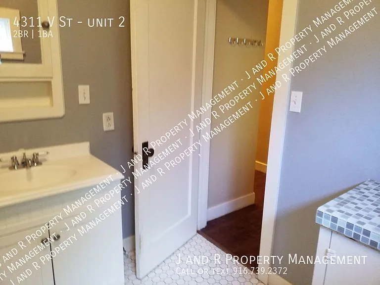 4311 V St #2 — Photo 12