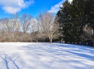 460 N Prospect Ave, Hartville, OH 44632