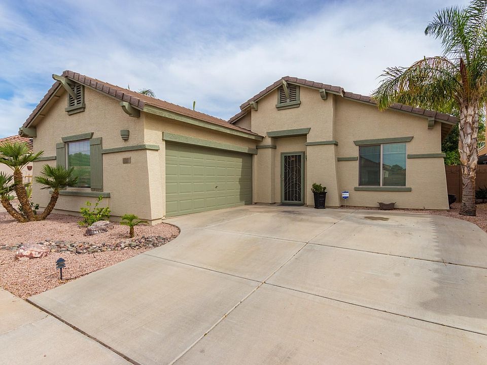 1st image of 889 E Runaway Bay Pl