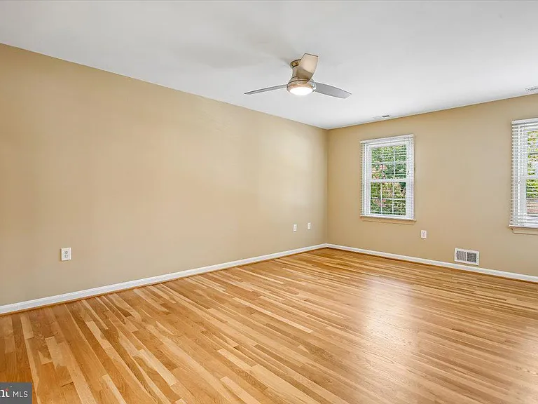 1710 Chesterford Way — Photo 23