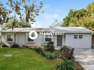 35849 Dawn Dr, Leesburg, FL 34788