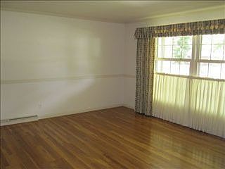 4th image of 1546 N Bay Dr