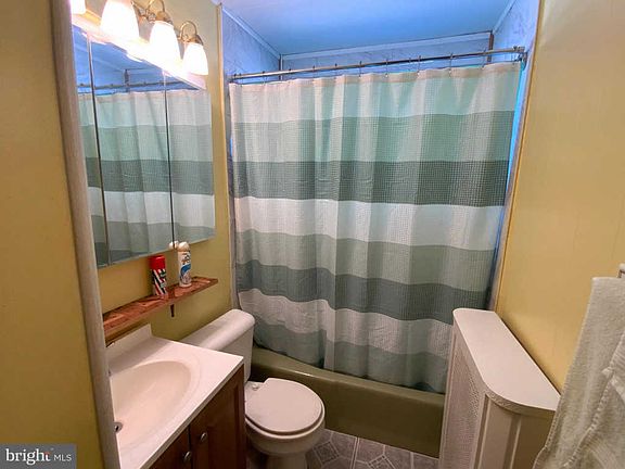 5th image of 4317 Teesdale St