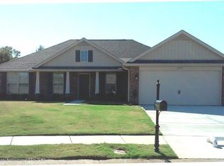 8823 Courtly Cir N, Olive Branch, MS 38654