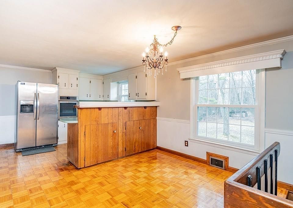 400 Springfield St, Wilbraham, MA 01095 Zillow