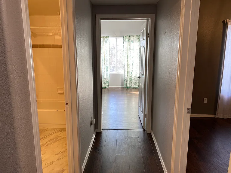 Hall to bedroom 2