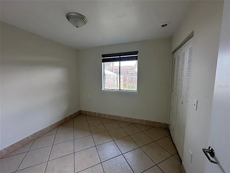 1000 Dolphin Dr — Photo 12