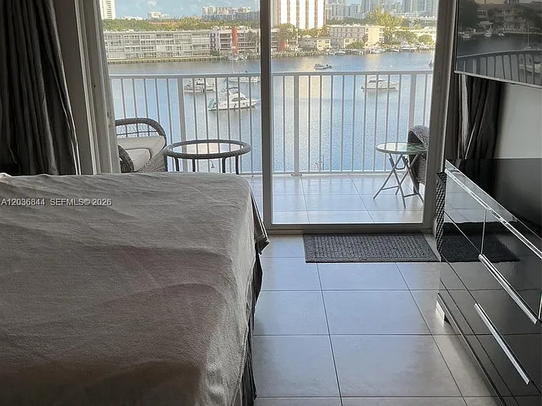 400 Golden Isles Dr #55 — Photo 21