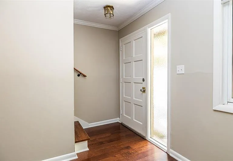 120 Biscayne Dr NW #B10 — Photo 4