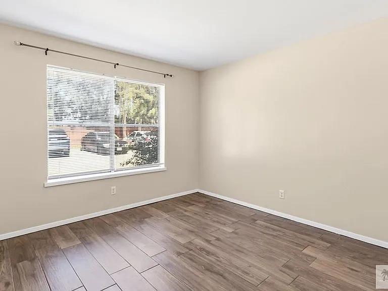 401 Jose Marti Blvd #103 — Photo 9