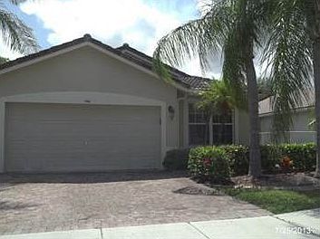 1st image of 794 SW 121st Ave