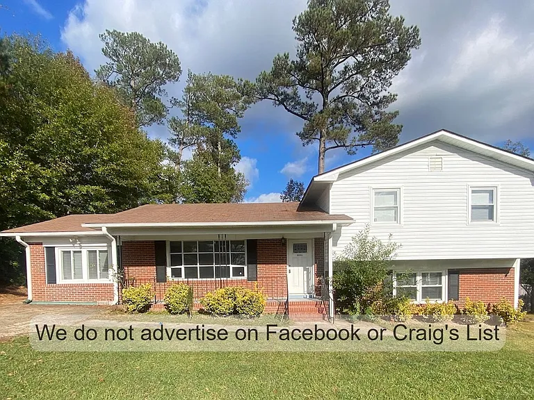 7303 Godfrey Dr — Photo 1