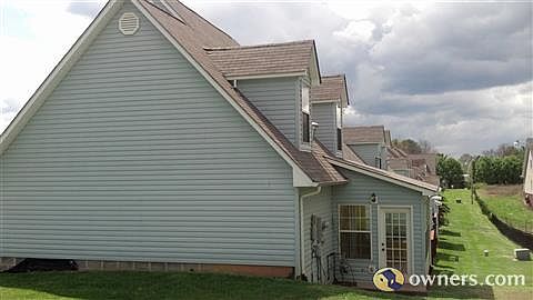 End unit; sun porch