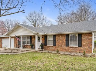 2043 E Mimosa St, Springfield, MO 65804