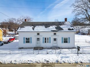 30 South Walnut Street, Plainfield, CT 06387