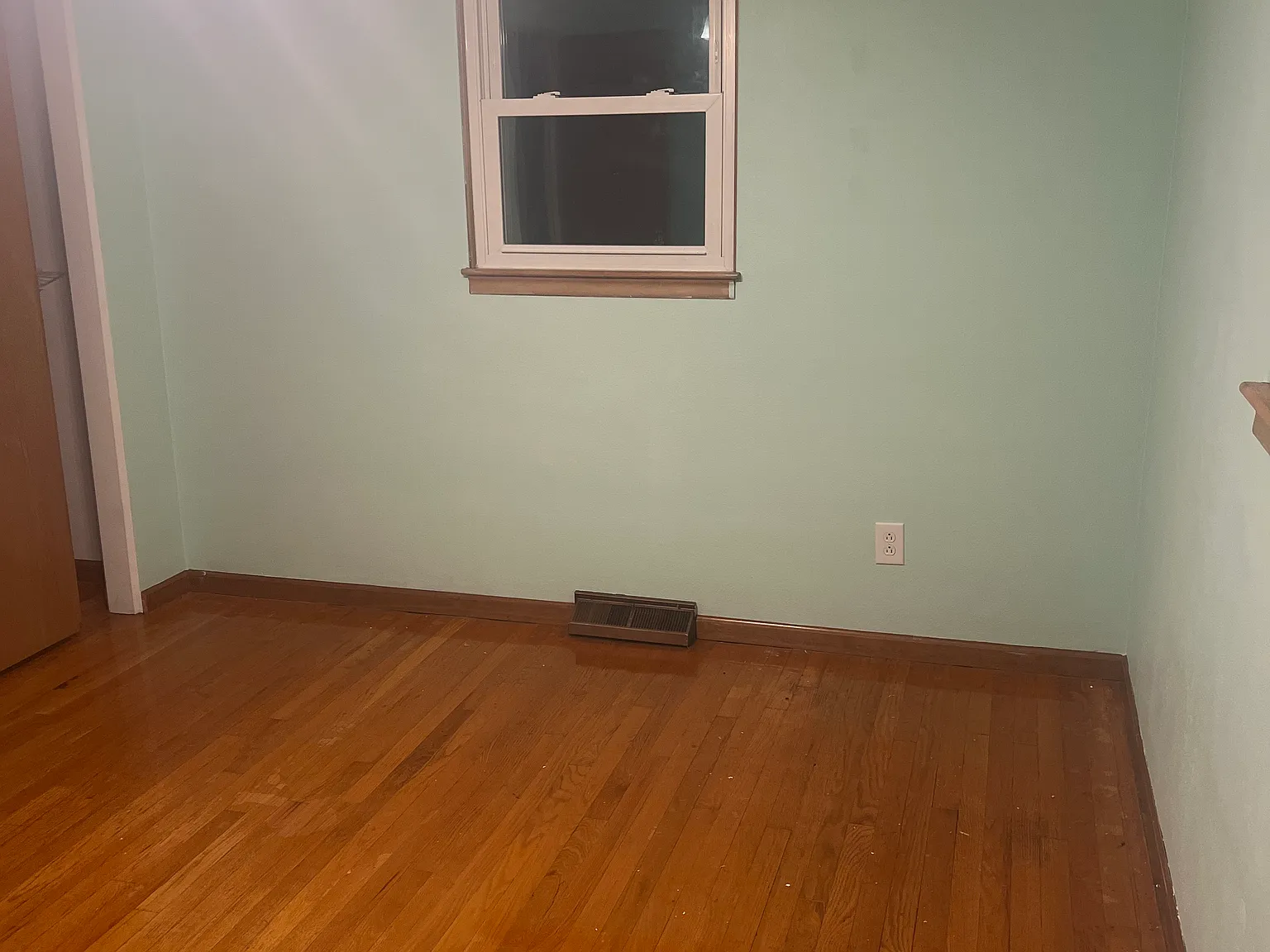 1 bed, 1176 sqft, $1,100 — Photo 2
