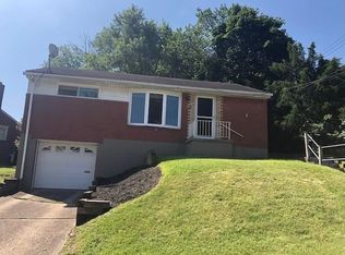 475 Ridgemont Dr, Pittsburgh, PA 15220