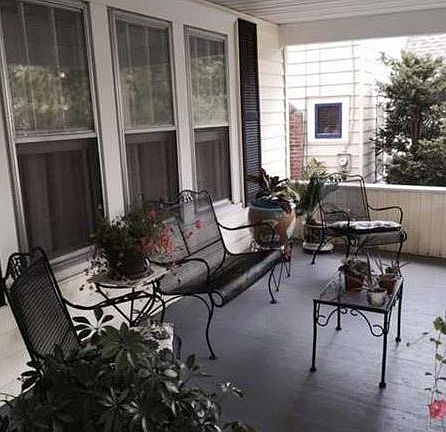 4th image of 1420 Stolp Ave