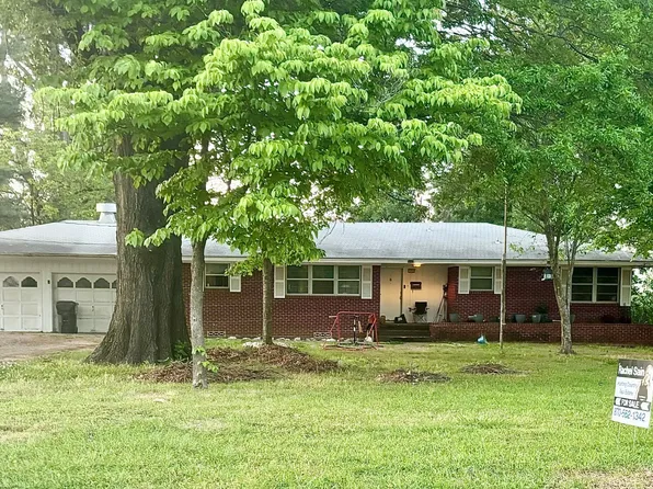 1011 SE Adams St, Idabel, OK 74745