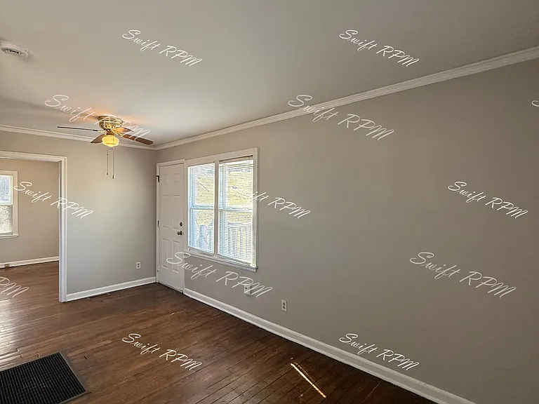 1147 Oakland Ave — Photo 4