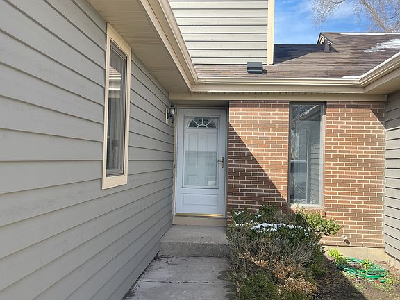3rd image of 39924 N Golf Ln