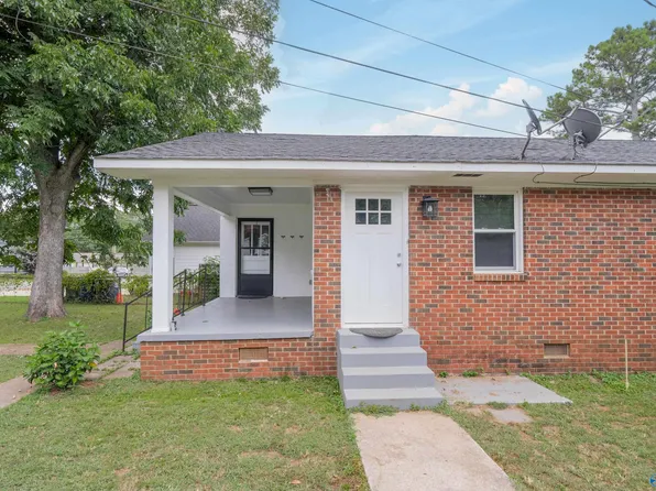 3707 8th Ave SW, Huntsville, AL 35805