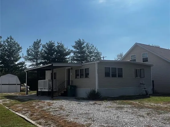 906 Powell Dr, O'Fallon, IL 62269