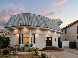 14713 Valleyheart Dr, Sherman Oaks, CA 91403