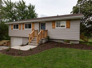 607 W 5th St, Logan, IA 51546