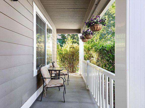 4th image of 6115 Leicester Ln