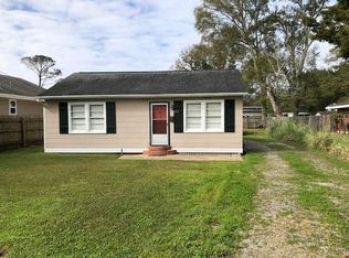 723 Good Hope St, Norco, LA 70079