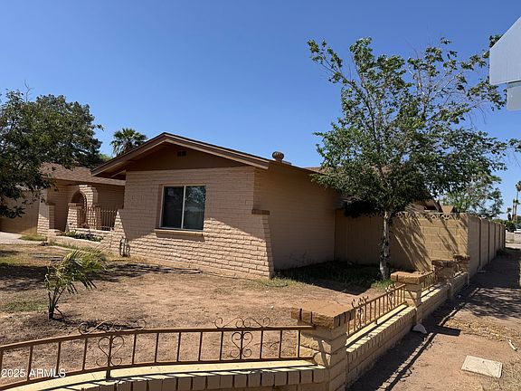 2nd image of 4902 W VISTA Avenue