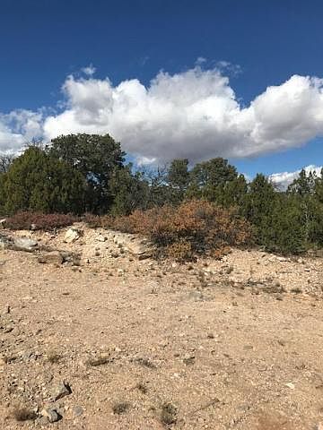 2nd image of 9 Bedrock Ln