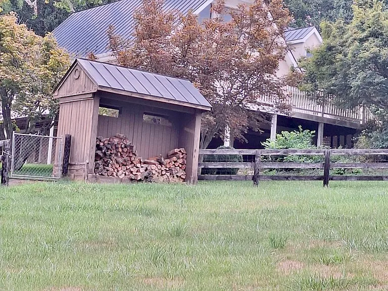 Knoll Run Ln — Photo 16