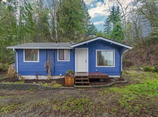 14 Lorenz Rd Kpn, Lakebay, WA 98349