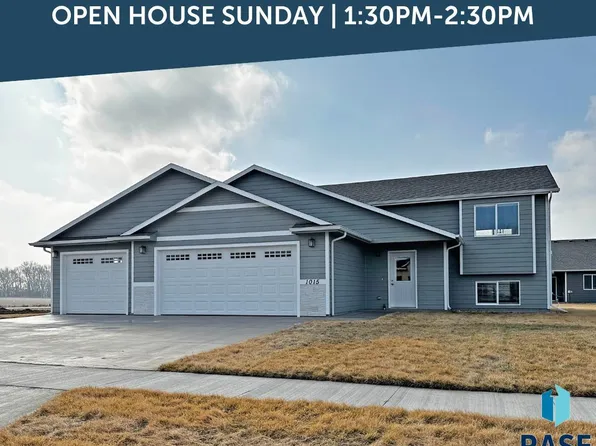 1015 Birch St, Harrisburg, SD 57032
