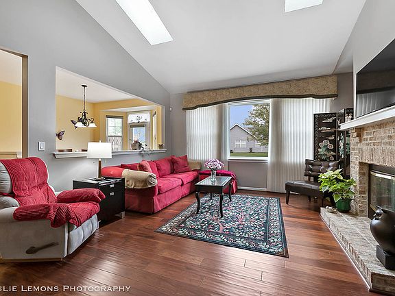 5th image of 21265 Legion Lake Ct