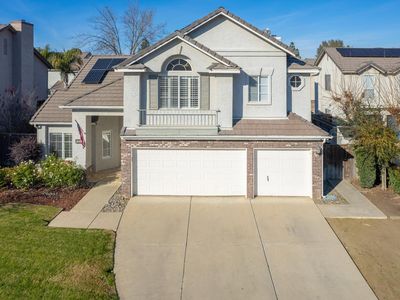 1227 Minarets Ave, Clovis, CA, 93611