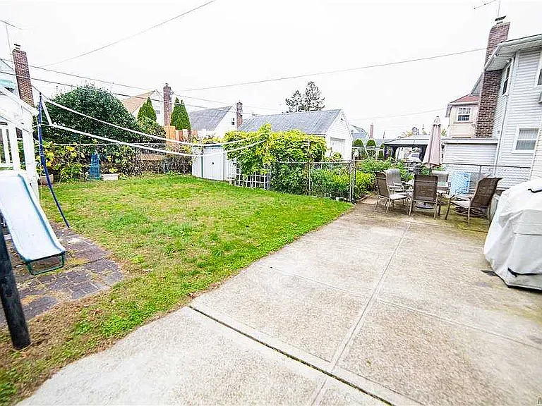 8135 259th St — Photo 23