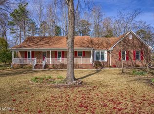 953 Lynchburg Dr, Jacksonville, NC 28546