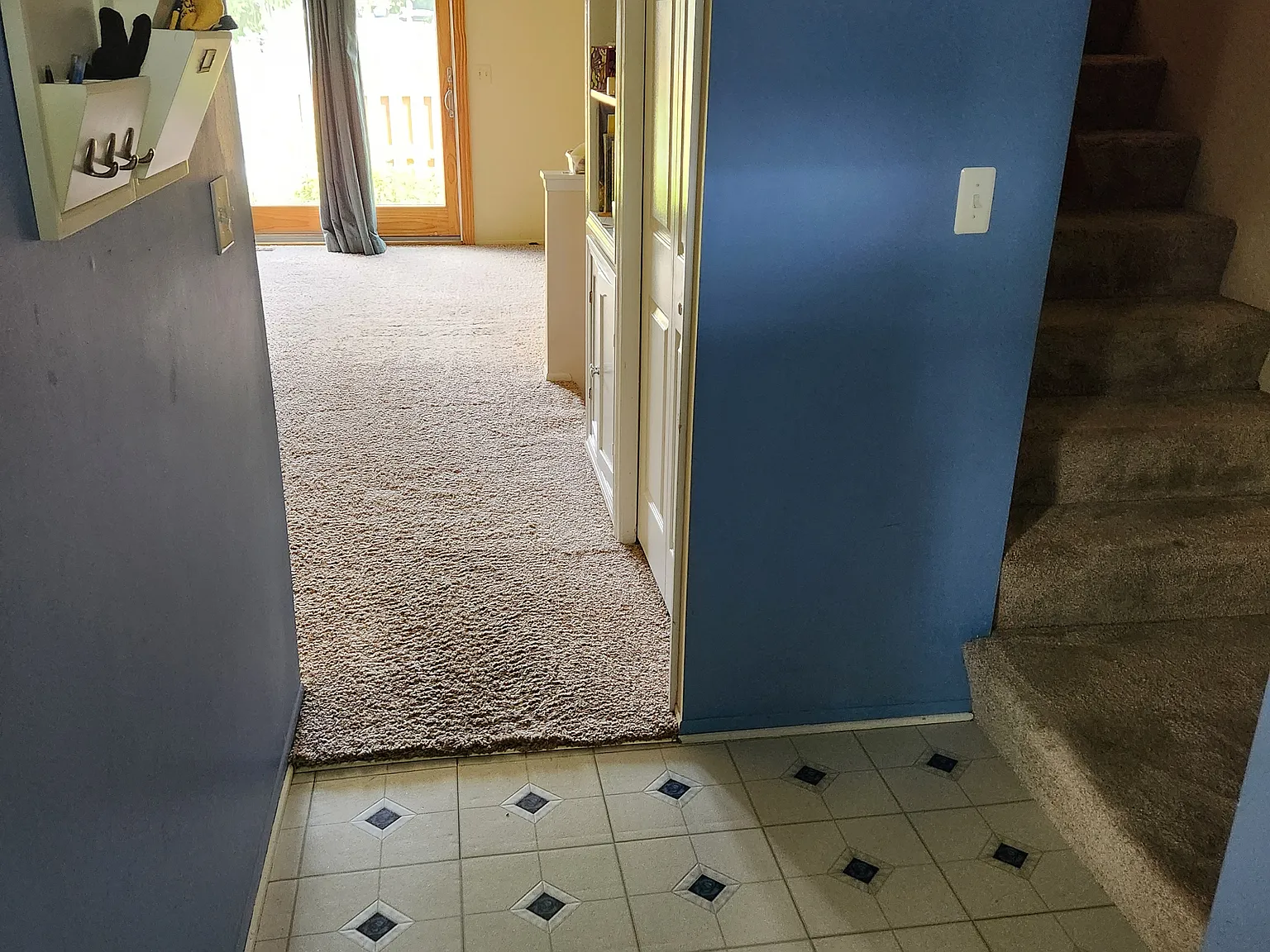2 bed, 1280 sqft, $1,705 — Photo 3