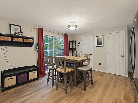 5th image of 55 Nevins Rd #1