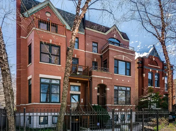 2029 W Evergreen Ave, Chicago, IL 60622